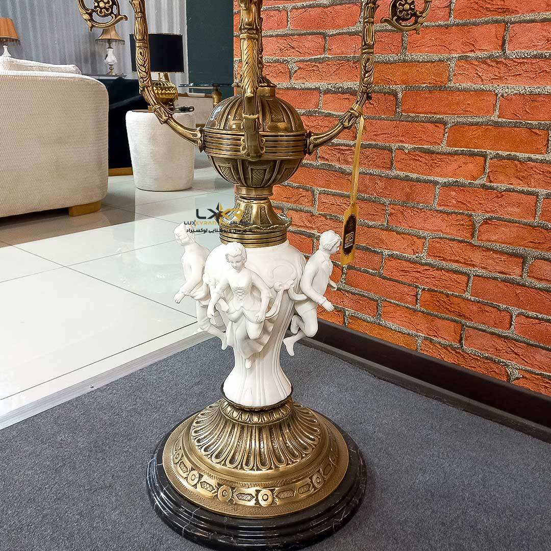  میز برنزی نئوکلاسیک با چینی سفید 
