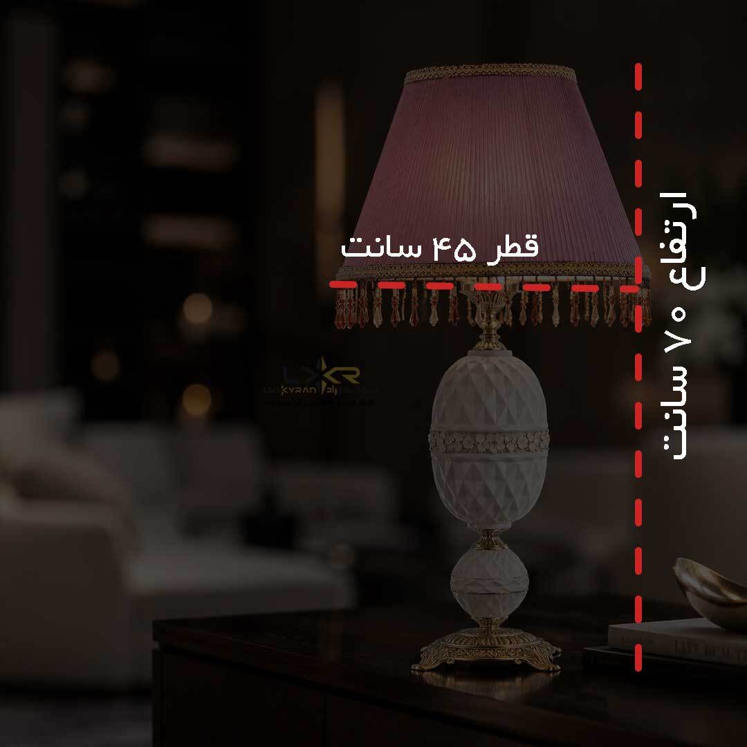 آباژور رومیزی نئوکلاسیک سفید و صورتی طرح خاص