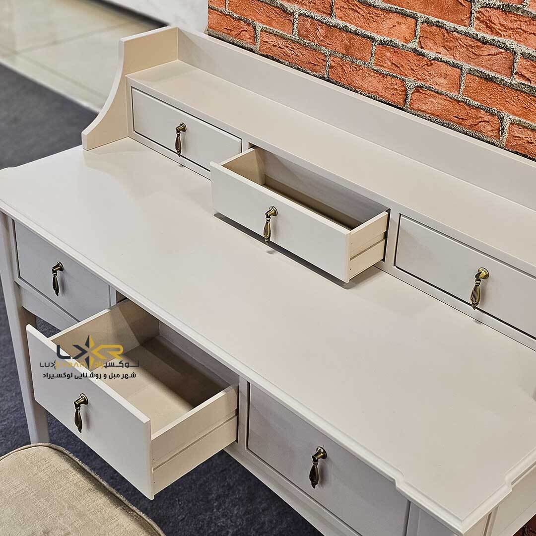 میز تحریر نئوکلاسیک رنگ کرم