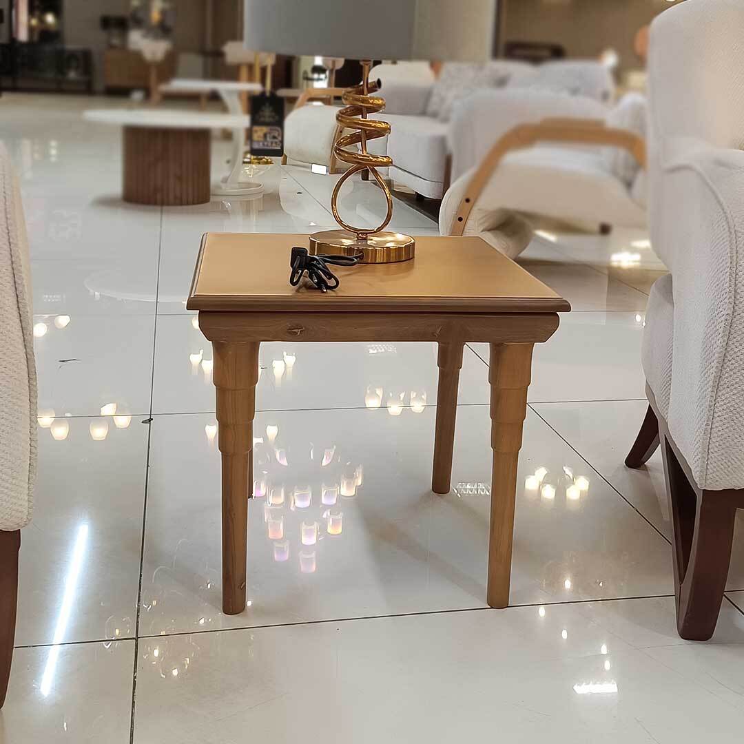  جلومبلی عسلی مربع سبک مدرن رنگ خودرنگ 