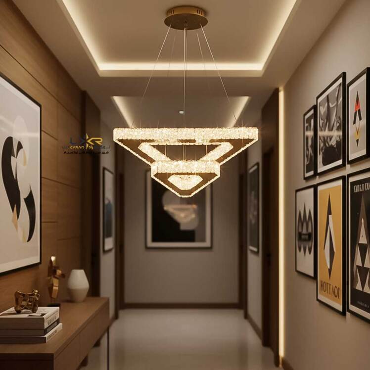 لوستر LED کریستالی سبک مینیمال و مدرن طرح مثلث