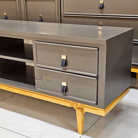  آینه و کنیول و میز تی وی مدرن 