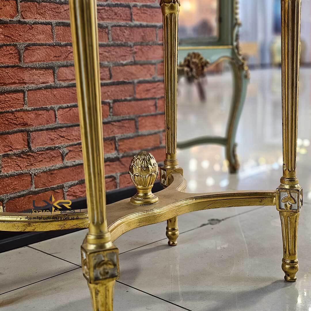 استند بیضی طلایی زیبا و خاص